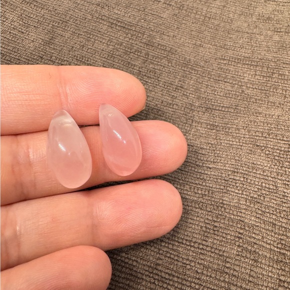 Sterling silver rose Quartz tear drop stud earrings - Picture 11 of 11
